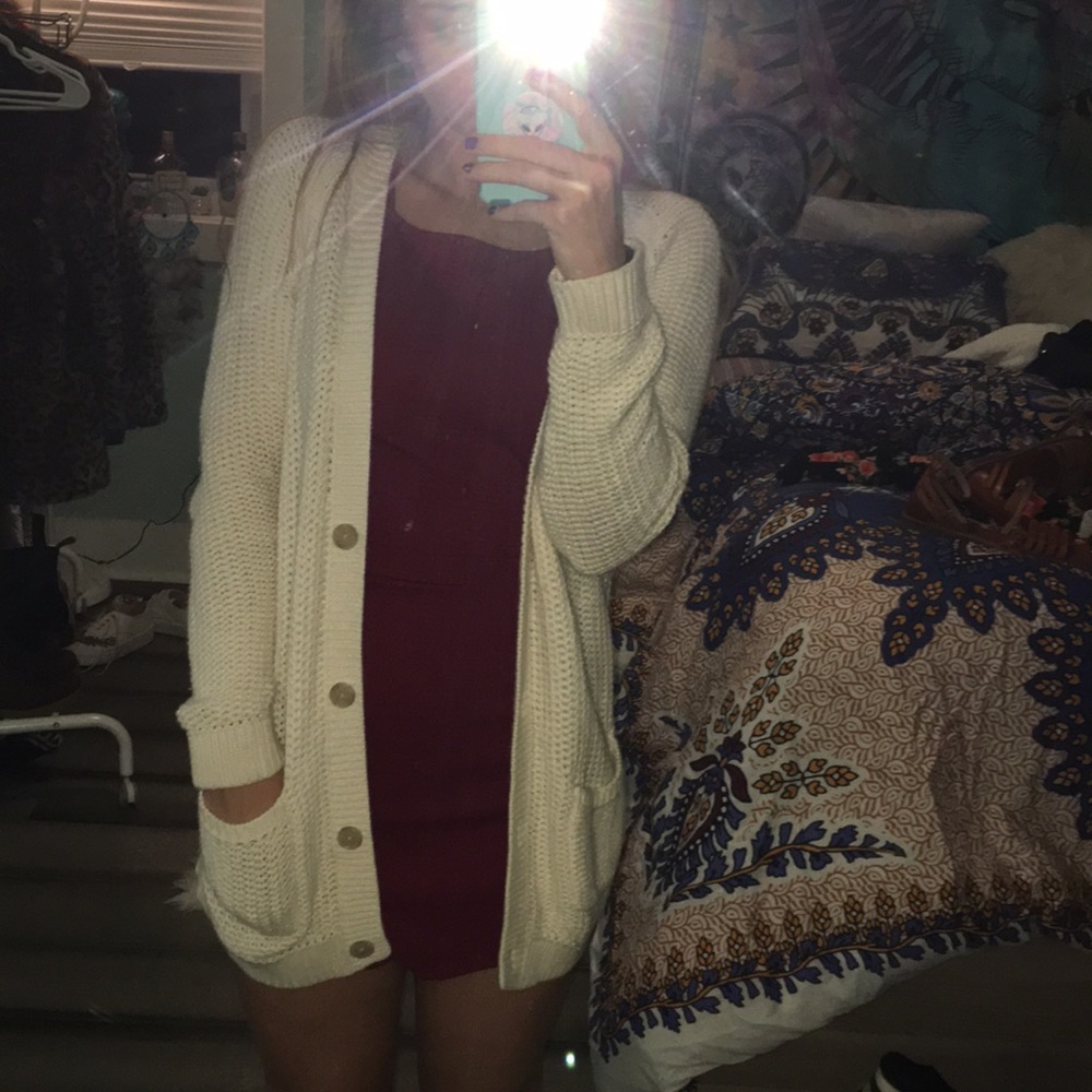 Gap sweater